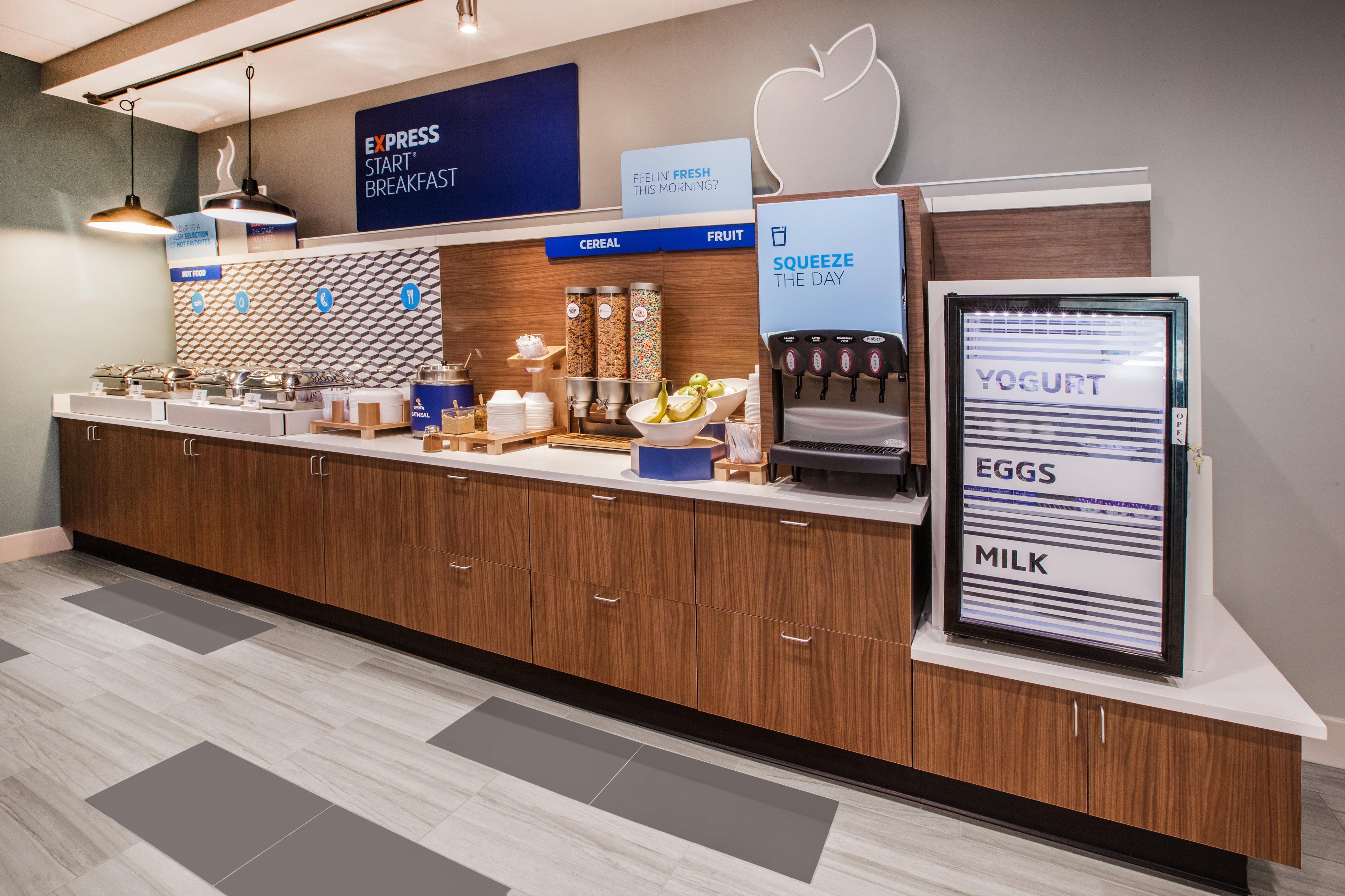 Holiday Inn Express & Suites - North Brunswick By Ihg Esterno foto