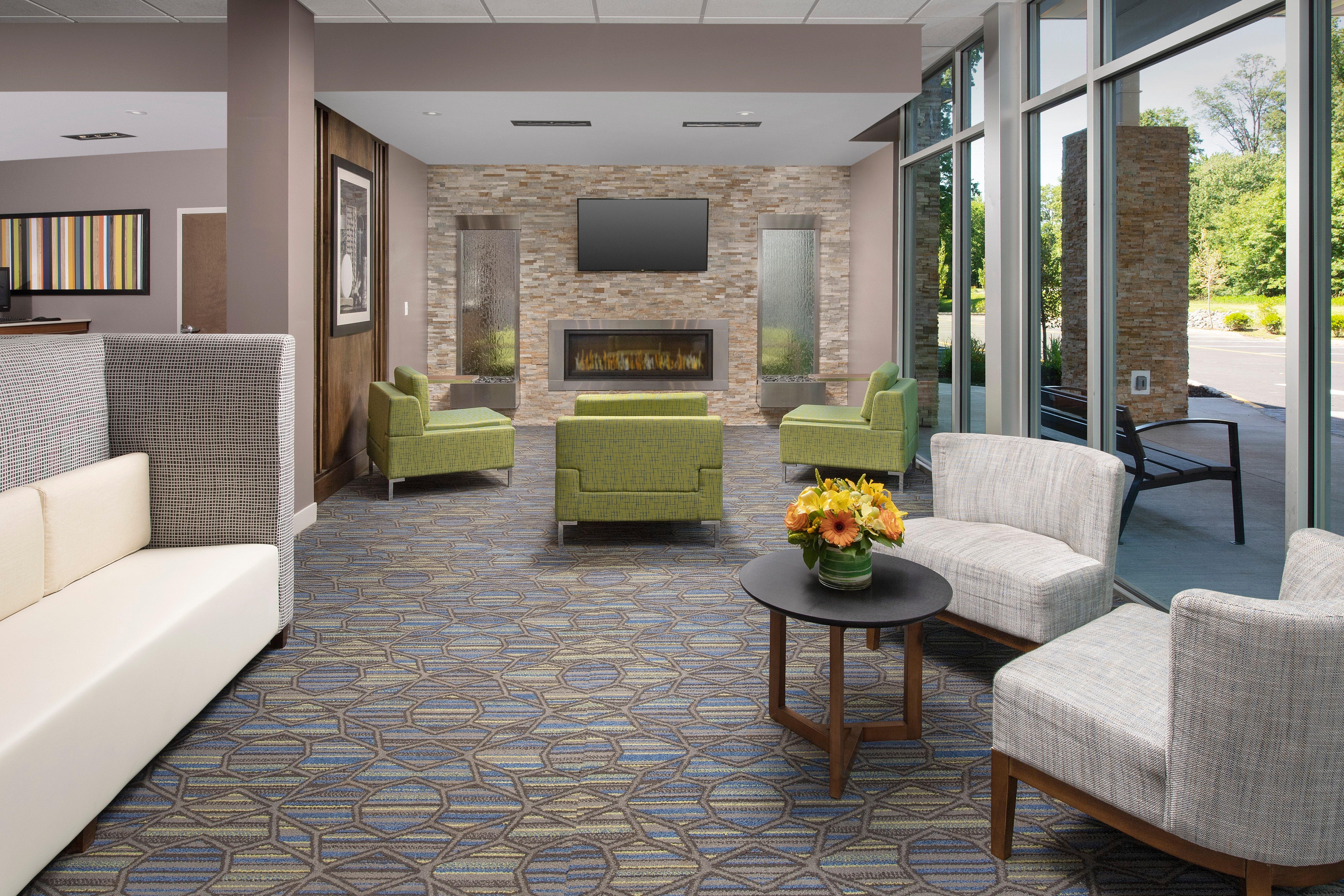 Holiday Inn Express & Suites - North Brunswick By Ihg Esterno foto