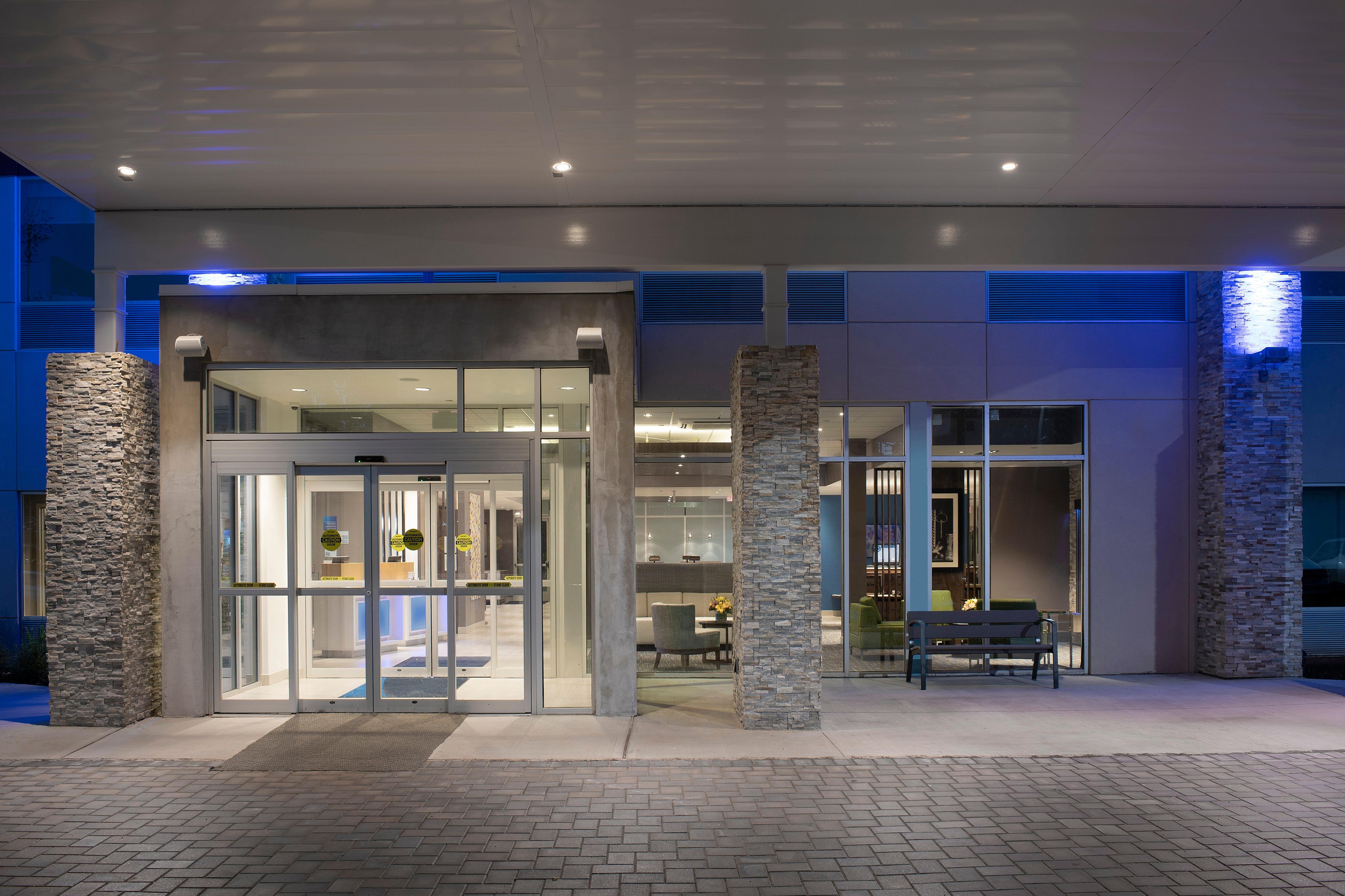 Holiday Inn Express & Suites - North Brunswick By Ihg Esterno foto